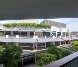 Retractable Awning